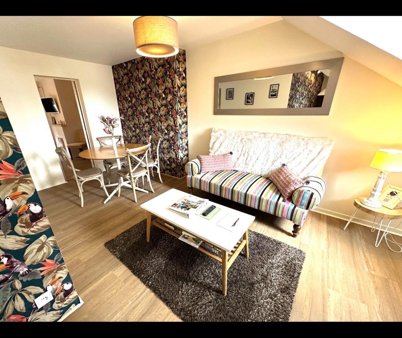 Le Duplex Ou L'Appart D'Agnes" Honfleur Eksteriør bilde